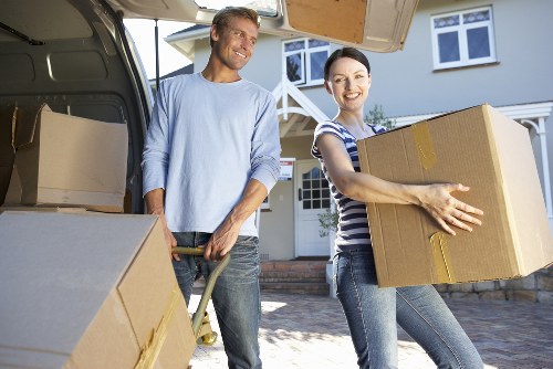 Temporary storage solution in Southhornchurch for renovation and decluttering needs